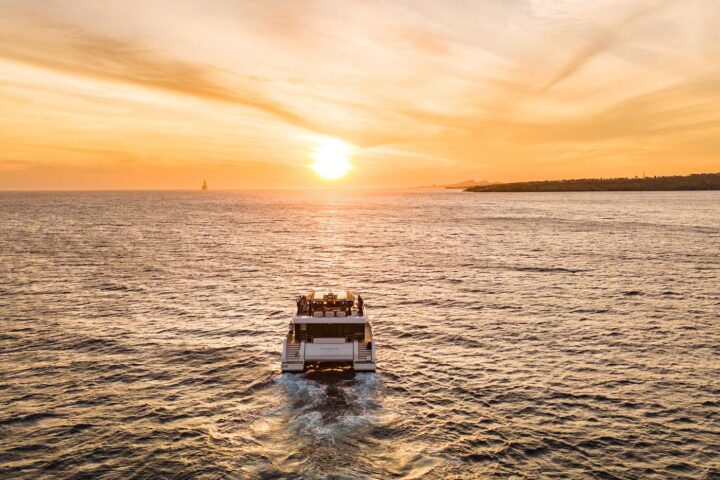 Sunset Cruise Party – All-Inclusive Experience