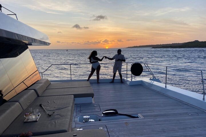 Sunset Cruise Party – All-Inclusive Experience